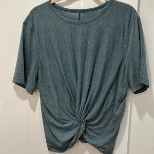 lululemon scrunch tee